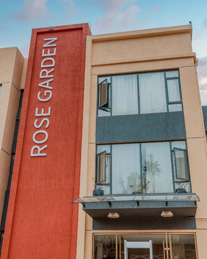 Rose Garden Private Apartment By Link Κιγκάλι Εξωτερικό φωτογραφία